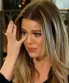 Tristan Thompson tertangkap basah selingkuhi Khloe Kardashian beberapa hari sebelum ia melahirkan. (Life & Style)
