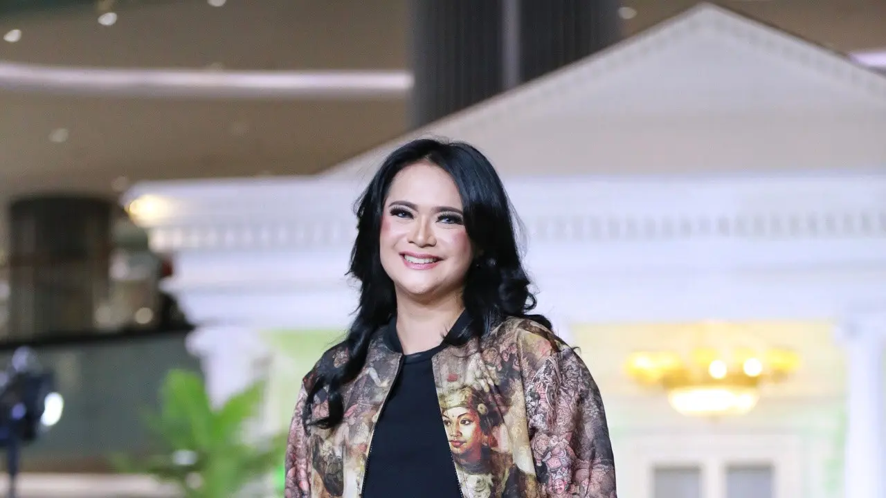 [Bintang] Shezy Idris
