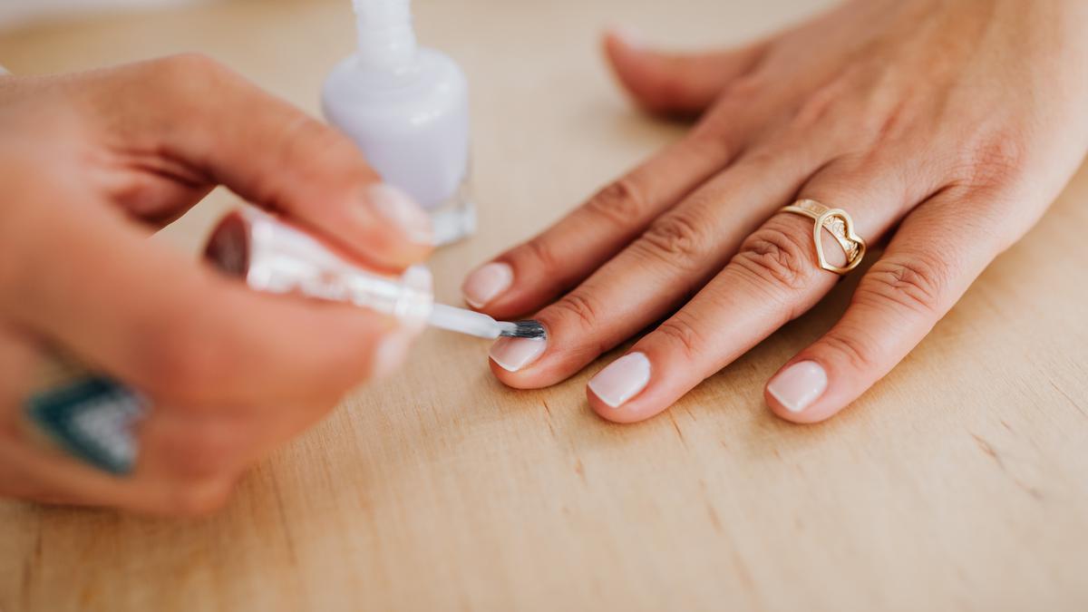 Tip Memilih Warna Aksesori Yang Memadankan Nada Kulit