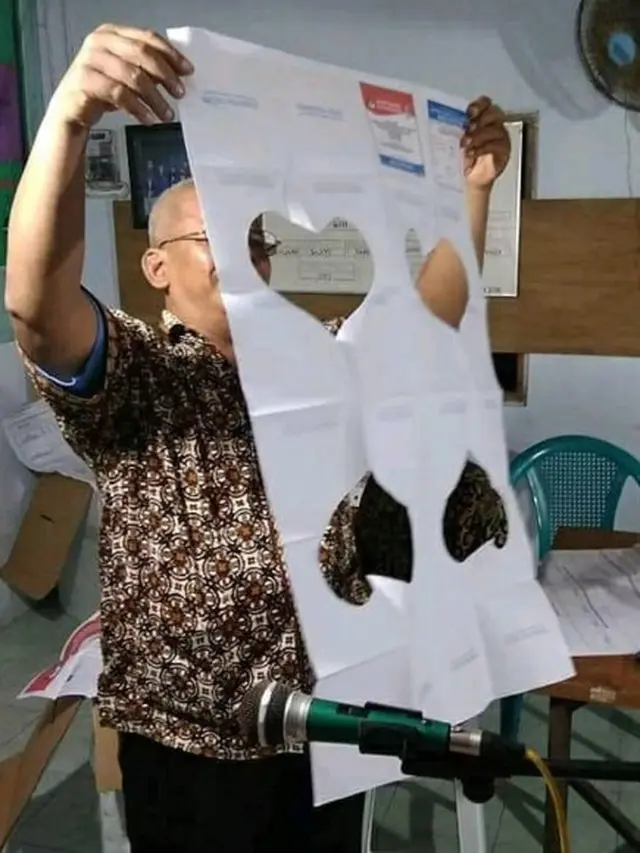 10 Potret Kocak Surat Suara Pilkada Dicoret Tangan Usil Pemilih
