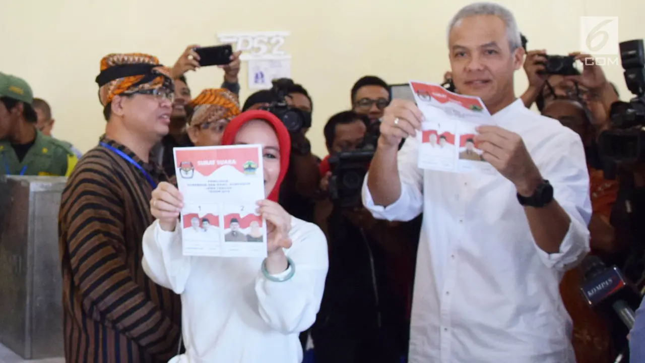 Ganjar Pranowo Mencoblos