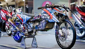 CustoMAXi Yamaha 2026 Semarang Bikin Geger, Ada XMax Rp 700 Juta
