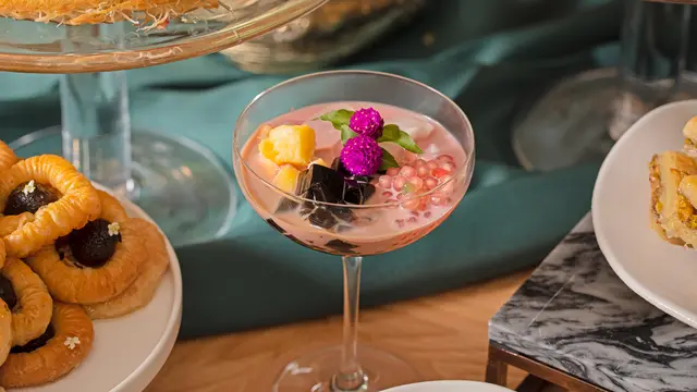 Sajian Masakan Lokal dengan Sambal Gurih Sebagai Menu Buka Puasa di St. Regis Jakarta