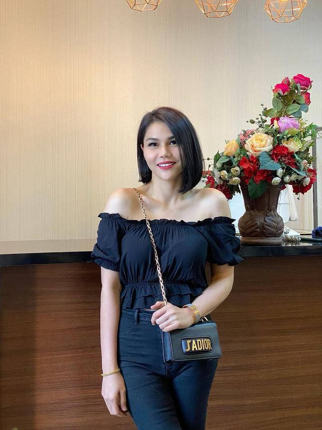 6 Potret Terbaru DJ Katty Butterfly dengan Rambut Sebahu, Bak ABG