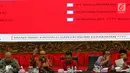 Sejumlah kader PDIP menggelar  focus group discussion (FGD) bertema 'Ekonomi Gotong sebagai Pilar Ekonomi Nasional' " di Jakarta, Kamis (04/7/2019). FGD dilakukan untuk merumuskan langkah ekonomi yang akan dibawa dalam Kongres V PDIP pada Agustus 2019. (Liputan6.com/JohanTallo)