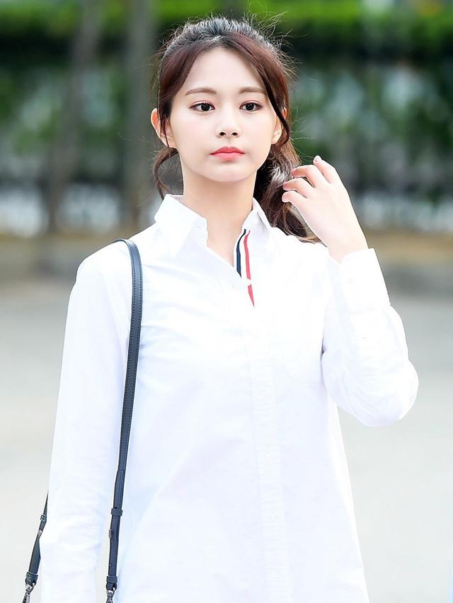 [Bintang] Punya Kepribadian Tertutup, Tzuyu TWICE Mengaku Senang