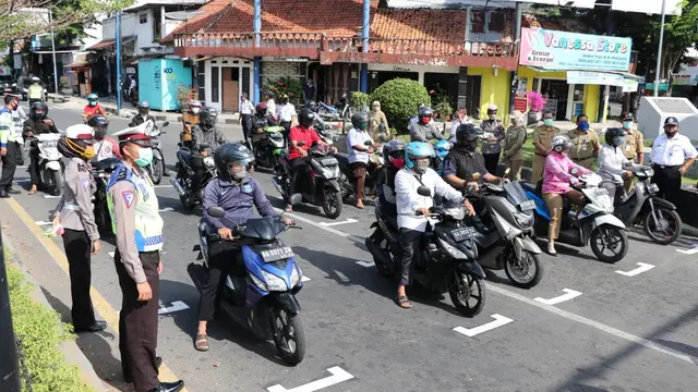 Lampu Merah Rasa 'Starting Grid' Sirkuit Balap Motor di Kebumen. (Foto: Liputan6.com/Humas Polres Kebumen)
