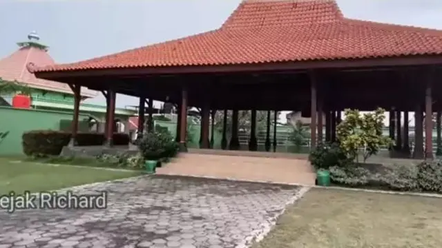 6 Potret Rumah Masa Kecil Presiden Jokowi, Sederhana dan Berusia Satu Abad