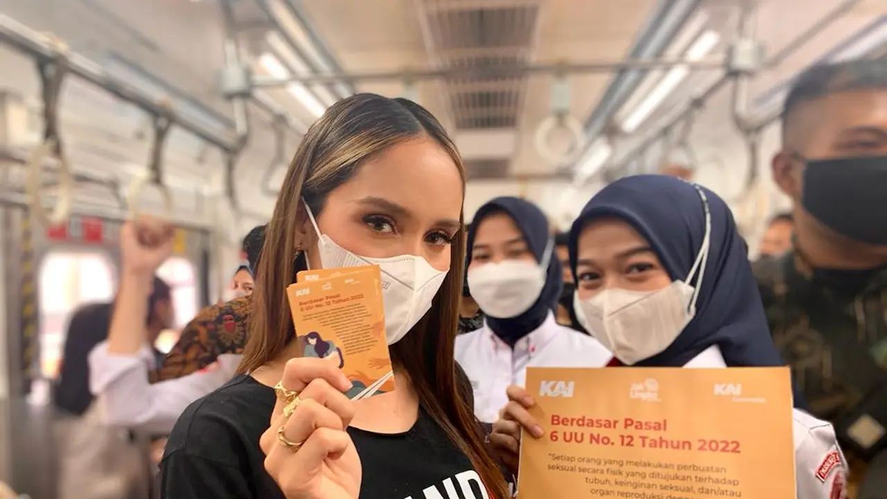 Cinta Laura Serukan 5 Cara Membantu Korban Pelecehan Seksual di Ruang Publik