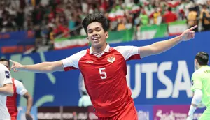 Pemain Timnas Futsal Indonesia, Israr Megantara merayakan gol ke gawang Iran dalam laga final Piala Asia Futsal 2026 yang berlangsung di Indonesia Arena, Senayan, Jakarta, Sabtu (07/02/2026). (Bola.com/Bagaskara Lazuardi)