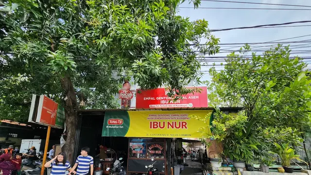 Rekomendasi Tempat Makan Nasi Lengko di Cirebon