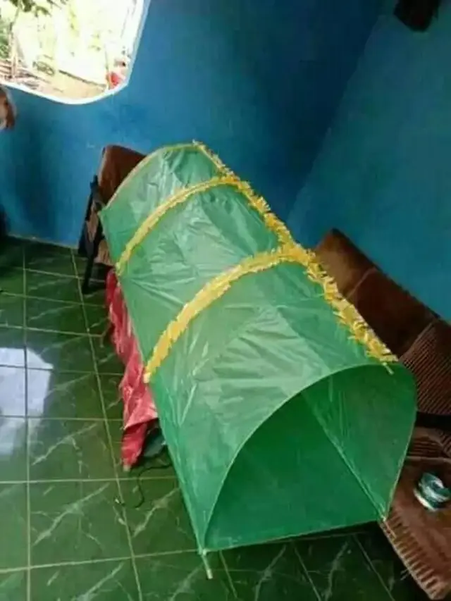 10 Potret Nyeleneh Bentuk Layangan Ini Bikin Geleng Kepala