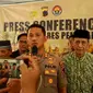 Kapolres Pemalang, AKBP Edy Suranta Sitepu menjelaskan kasus pembakaran Alquran di Pemalang. ( Foto: Liputan6.com/Humas Polres Pemalang/Muhamad Ridlo)