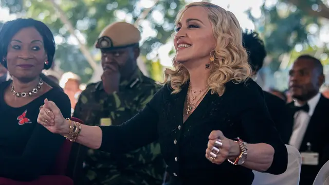 Madonna Bangun Rumah Sakit di Malawi