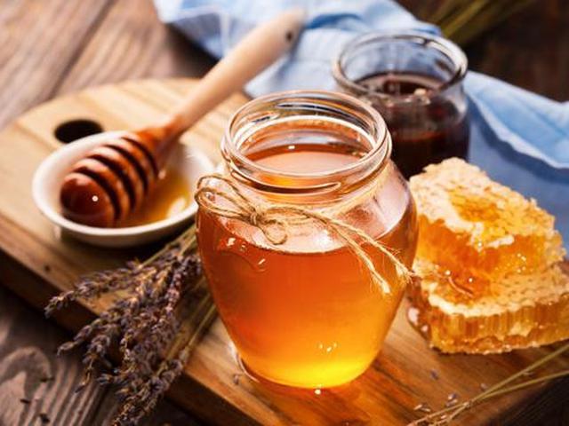 Minum Madu Bisa Sembuhkan Demam Hanya Mitos Health Liputan6 Com