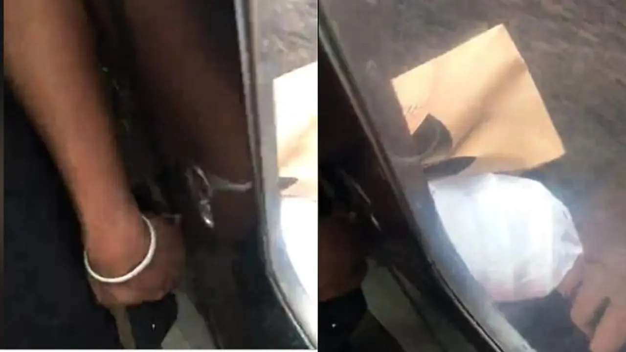 Viral Barang Bawaan Penumpang Tersangkut di Pintu Kereta, Jadi Pusat Perhatian