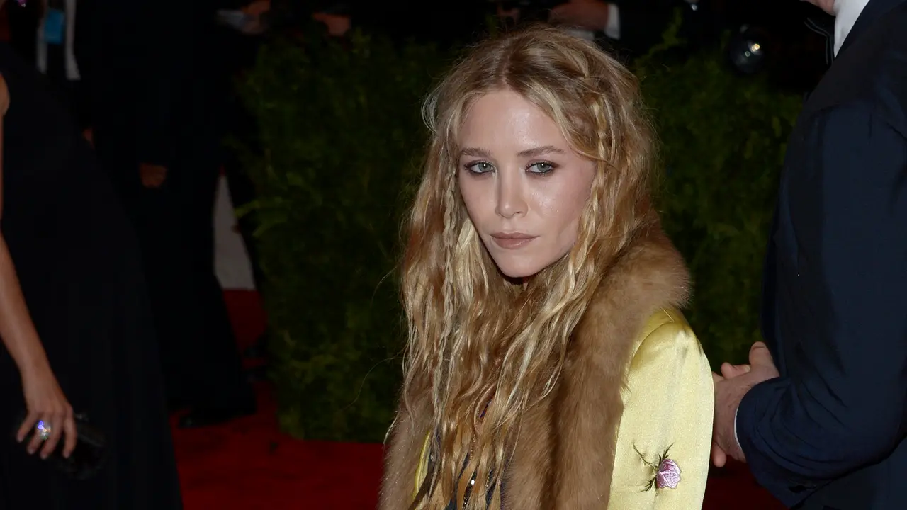 [Bintang] Mary-Kate Olsen
