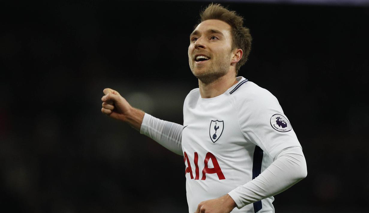 4. Christian Eriksen (Tottenham Hotspur) - Gelandang Kiri.(AFP/Adrian Dennis)