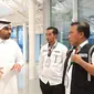 Ali Abdalla, dari Tecnology Control Company (TCC) Arab Saudi dan Kadaker Bandara Jeddah-Madinah Arsyad Hidayat di Madinah. Darmawan/MCH