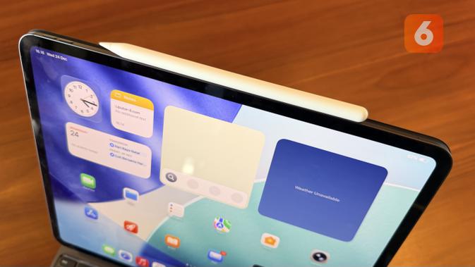 iPad Pro M5 dipasangkan Apple Pencil. (Liputan6.com/ Yuslianson)