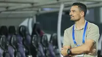 Carlos Pena Warning Persita Jelang Hadapi PSIM: Lupakan Masa Lalu, Fokus Bidik Kemenangan di Bantul