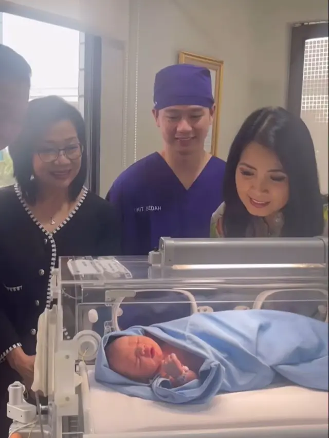 Potret Avery Victoria Sukamuljo bersama keluarga (Sumber: Instagram/liliana_tanoesoedibjo dan Instagram/hary.tanoesoedibjo)