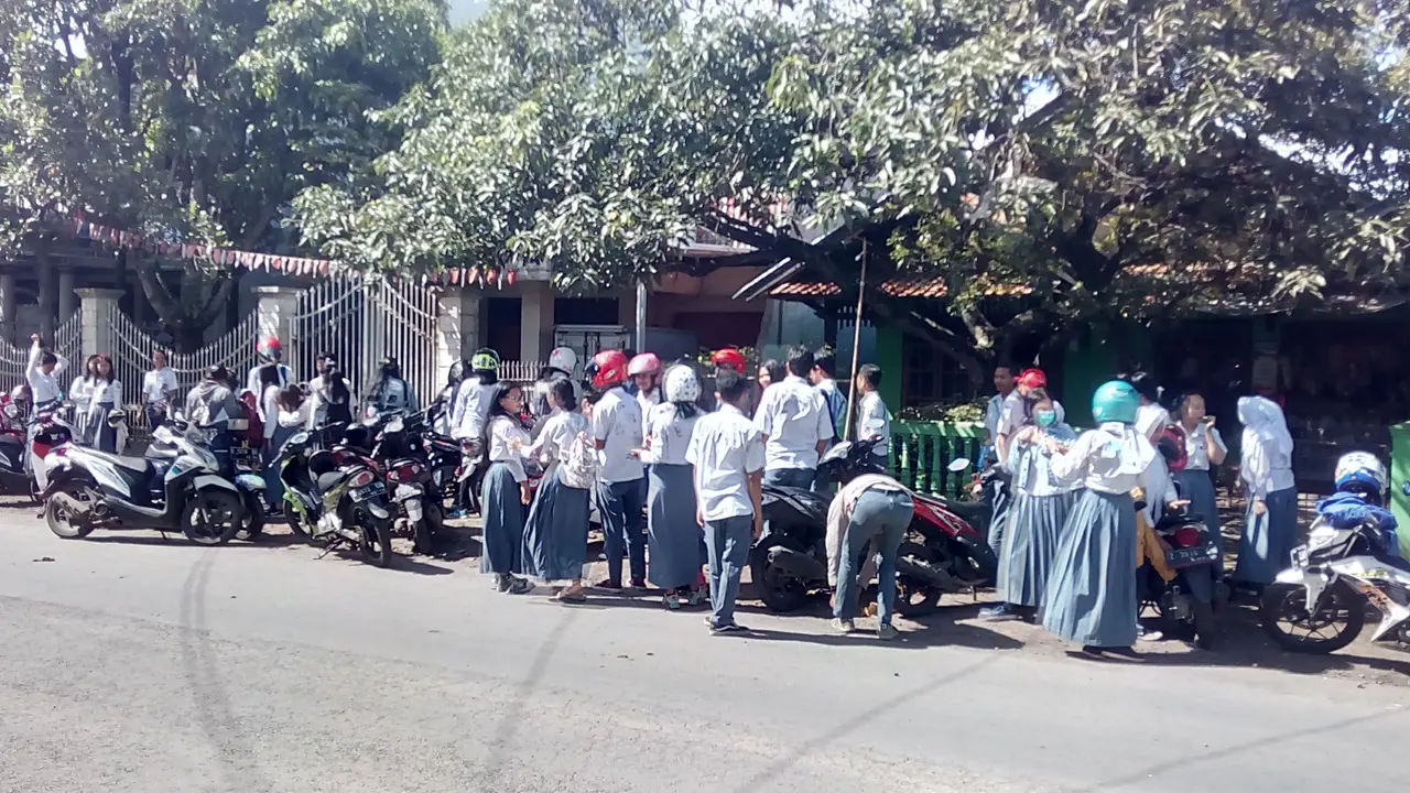 Sisi Lain Hardiknas di Garut