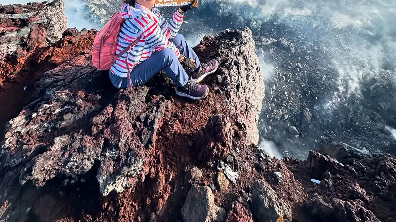 Sosok Mamak Pendaki Lilie Wijayanti yang meninggal di puncak Carstenz Papua/Instagram Lilie Wijayanti