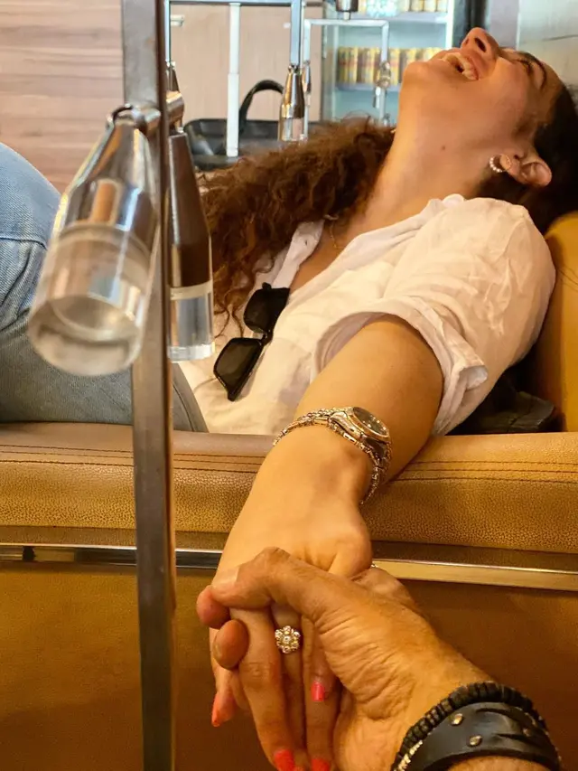Resmi Tunangan, Ini 6 Momen Kebersamaan Shaheer Sheikh dan Ruchikaa Kapoor