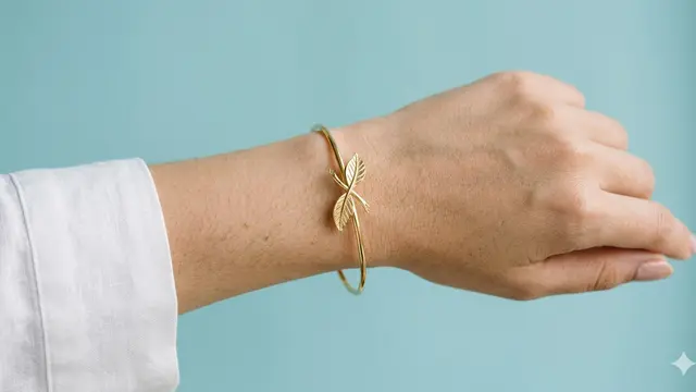 Gelang Emas Model Daun Simpel. Gemini