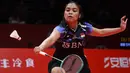 Pebulu tangkis tunggal putri terbaik Indonesia, Gregoria Mariska Tunjung mengawali langkahnya di BWF World Tour Finals 2023 dengan kekalahan setelah menyerah dua game langsung 18-21, 17-21 dari wakil Chinese Taipei, Tai Tzu Ying dalam laga yang dihelat di Hangzhou Olympic Sports Centre Gymnasium, China, Rabu (13/12/2023) pagi WIB. (AFP/STR)