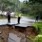 Longsor di kawasan Desa Kedai Paya, Kecamatan Blangpidie, Kabupaten Abdya, Provinsi Aceh (Rino Abonita)