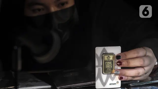 FOTO: Harga Emas Antam Naik Menjadi Rp 937.000 per Gram