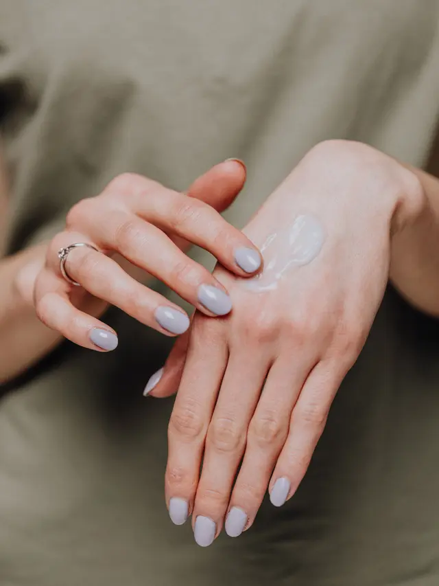 Contoh ilustrasi tangan yang bersih