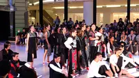 Tities Saputra Boyong Nuansa Jepang ke Runway Fashion Nation 2020