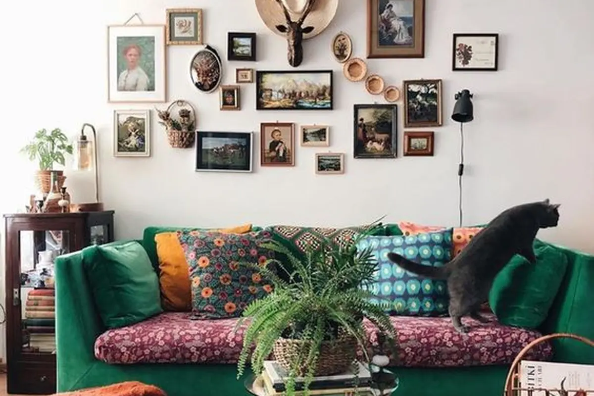 Desain Interior Rumah Jungalow di Ruang Tamu