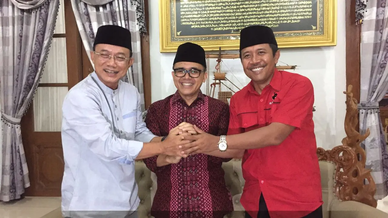 Bupati Azwar Anas