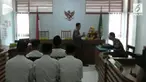Lima pelaku penganiayaan anggota Jakmania, Haringga Sirila, jalani persidangan tertutup. Jaksa mendakwa para pelaku penganiayaan selama 7 tahun penjara.
