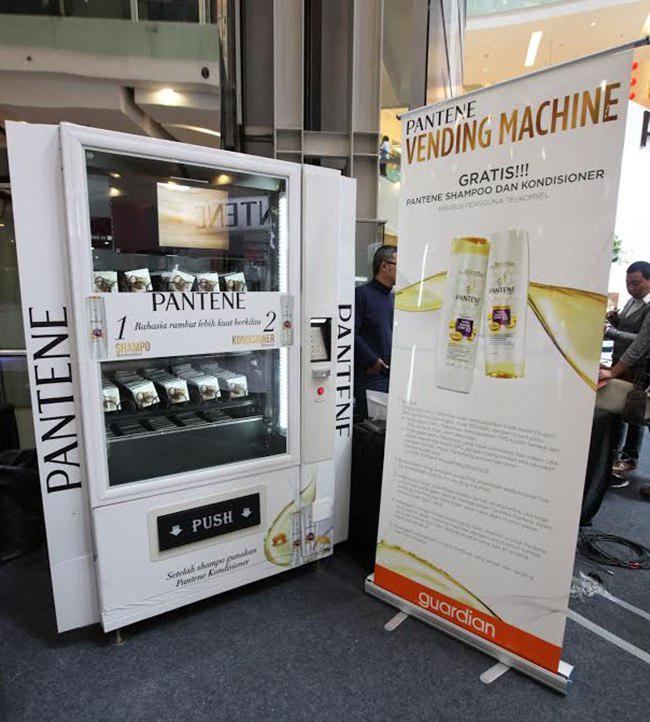 Pantene Vending Machine | foto: copyright vemale/yuni