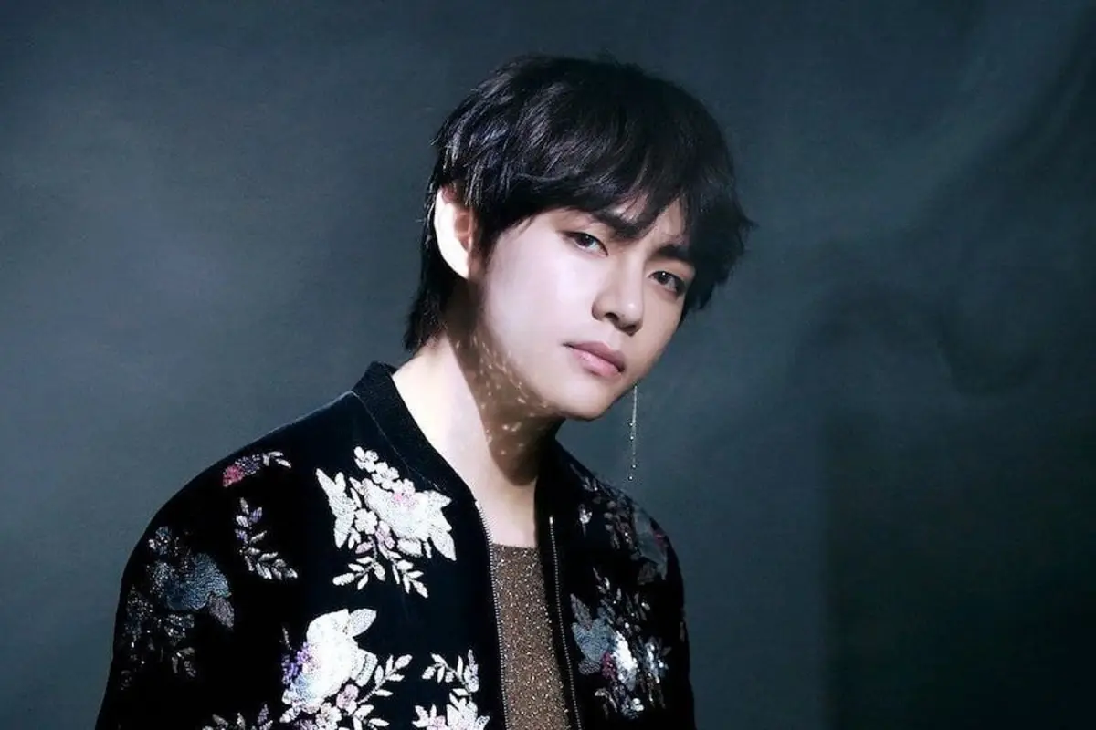 V BTS (Soompi)