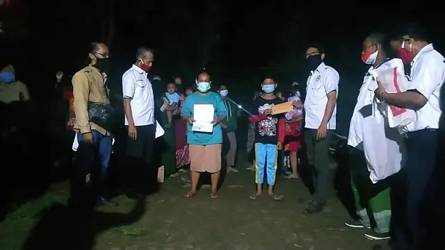 Anak Pemulung Mendapat Beasiswa Melalui Program BAPI
