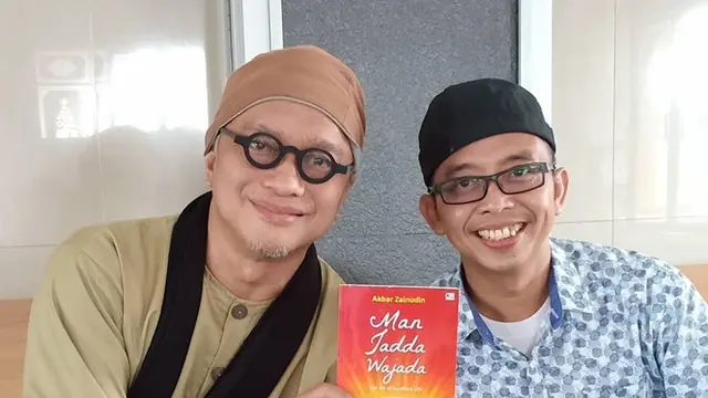 Lama Tak Muncul di Layar Kaca, Ini 6 Potret Terbaru Dik Doank yang Kini Berhijrah