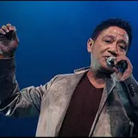 Raline Shah dan Tamara Bleszynski didaulat sebagai model di single perdana album ‘All About Love’ Andre Hehanusa. Dalam video klip tersebut, Tamara berperan sebagai kekasih Andre Hehanusa