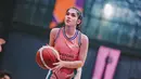 Tak hanya soal akting, namun Davina Karamoy juga berbakat dalam olahraga, terutama basket. Dirinya juga beberapa kali sempat mengunggah momen saat bermain basket di media sosial.(Liputan6.com/IG/@davinaakaramoy)