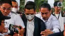 Mantan Komisaris PT Wika Beton, Dadan Tri Yudianto usai menjalani pemeriksaan di Gedung Merah Putih Komisi Pemberantasan Korupsi (KPK), Jakarta Selatan, Rabu (24/5/2023). (Liputan6.com/Angga Yuniar)