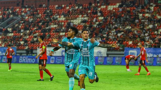 Bali United Vs PSBS Biak