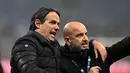 Derbi kali ini sangat spesial. Sebab, kemenangan atas sang rival sekota ini sekaligus memastikan Inter mengunci Scudetto dengan lima laga tersisa. (AFP/Gabriel Bouys)