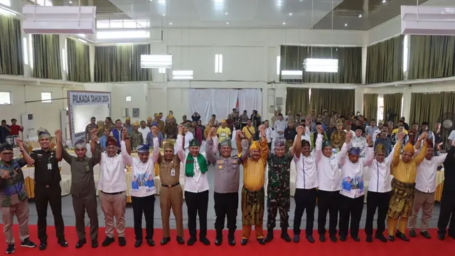 5 bakal calon bupati dan wakil bupati Rokan Hulu ikuti deklarasi Pilkada damai.
