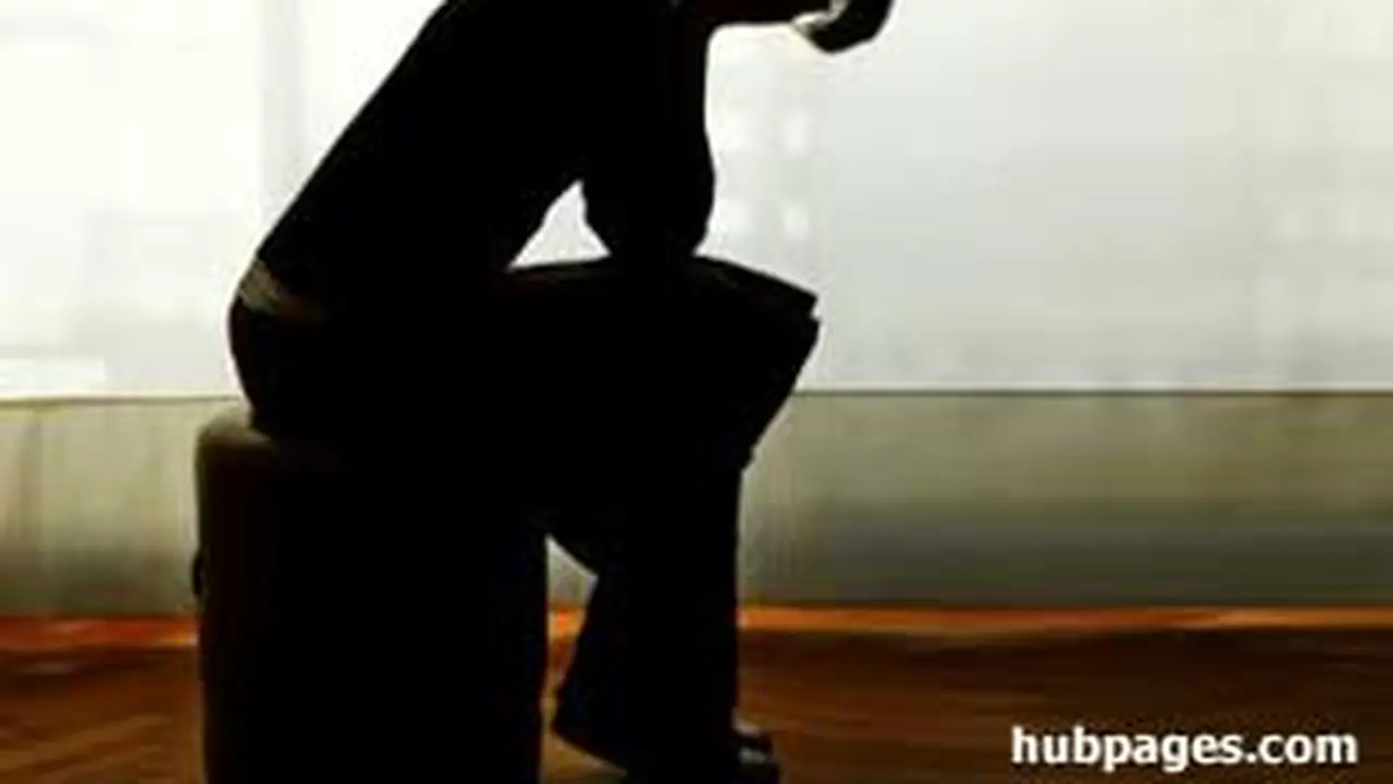 100930bsiluet-sedih.jpg