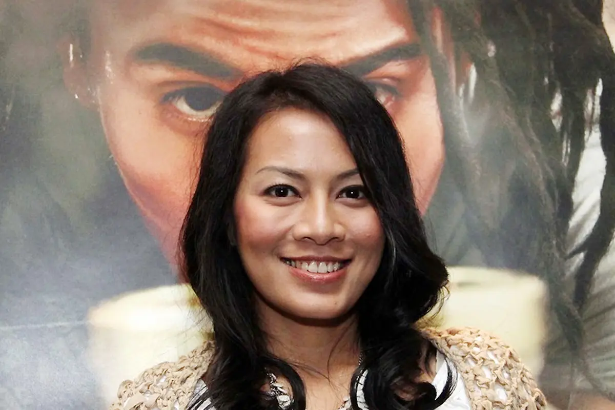Dewi Lestari